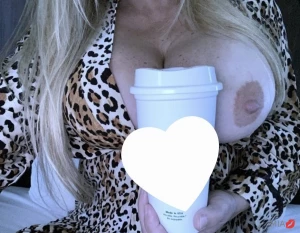 One fan only tip 30 to spoil me with a nice breakfast and coffee and i