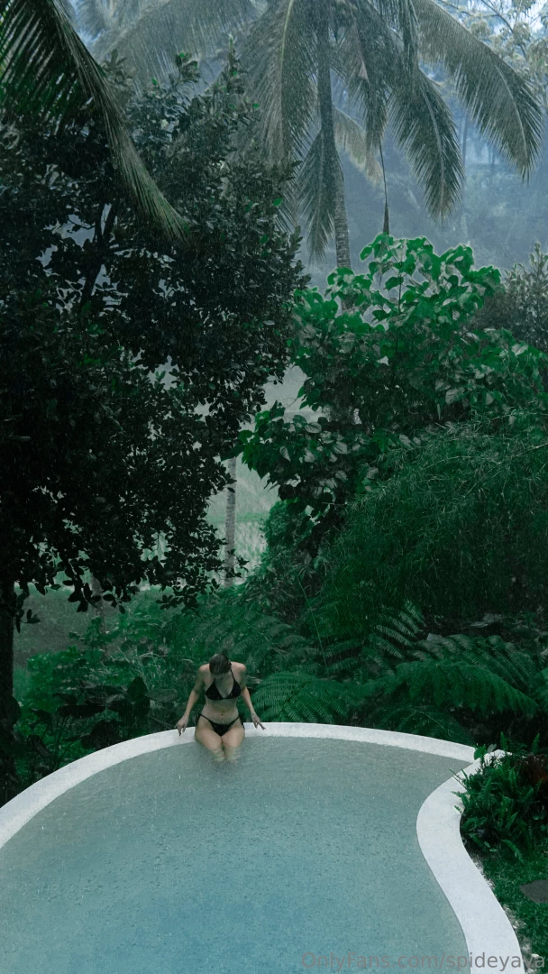 Nothin beats a rainy jungle swim part 1 