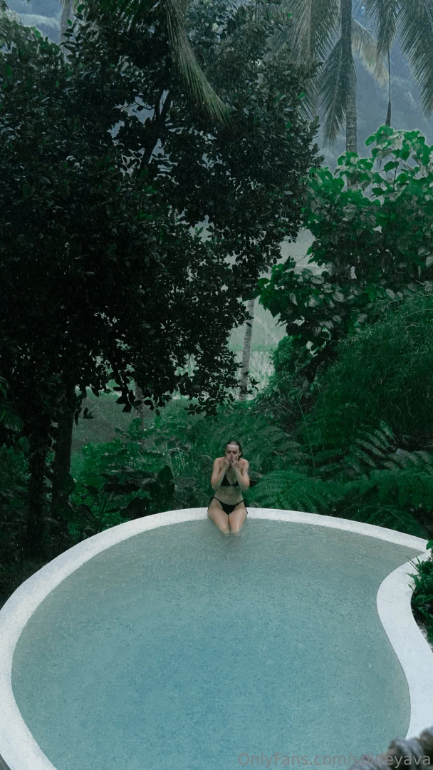 Nothin beats a rainy jungle swim part 4 