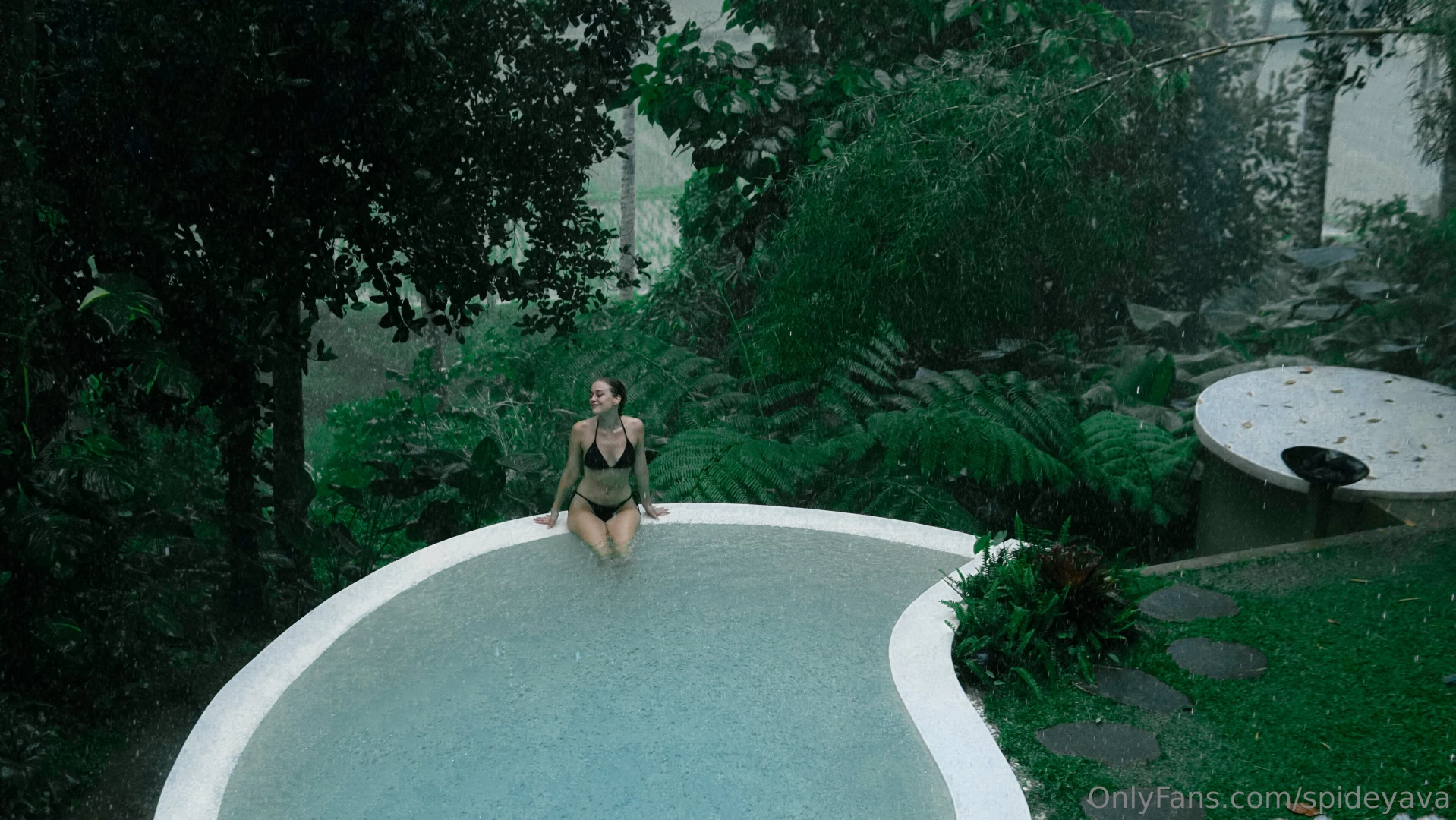 Nothin beats a rainy jungle swim part 2 