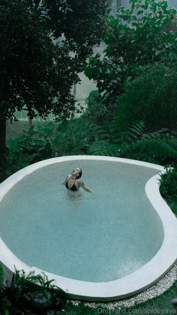 Nothin beats a rainy jungle swim 