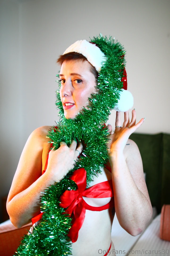 The very sexy annierose30 joined me for a christmas shoot these are part 5 