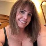 hipsandcurves75