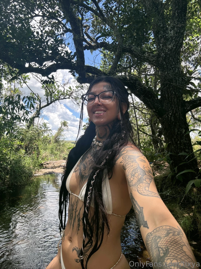 Sempre sintonizada com a natureza leve e fluindo https onlyfans com part 2 