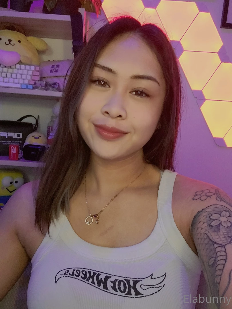 Hello helloooo chaturbate com 3labunny 