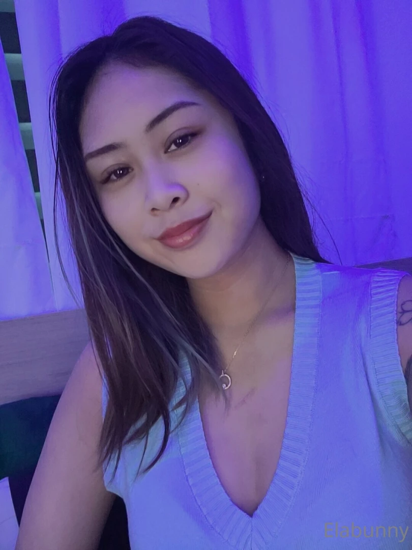 Hanging out on chaturbate com 3labunny 