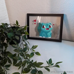 Swipe pics for deals photos of paintings are not for sale just an part 1