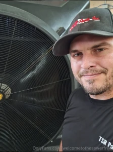 Bi guy nextdoor i ll be your little secret come get kinky free part 6