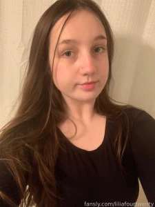 I know u love seeing me in a cute little skirt gt _ lt hehe teen 19