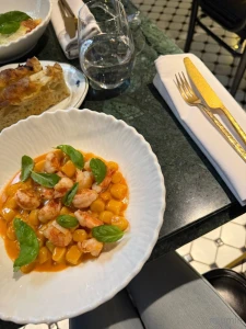 If u were here i d totally let u have one bite maybe two if u said i