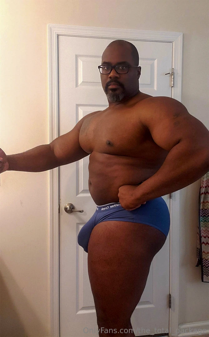 Just got another delivery and you know i had to try these on for you 