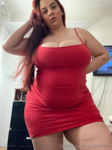 Do you like the fit of my tight dress