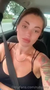 Hi my sweet subscribers today i m enjoying the road riding in the car