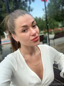 - i m in a great mood today maybe we could brighten up the day in our