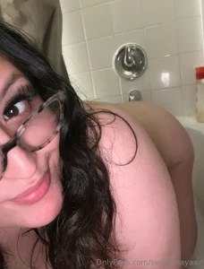 Bounce arch jiggle i do it all for your viewing pleasure