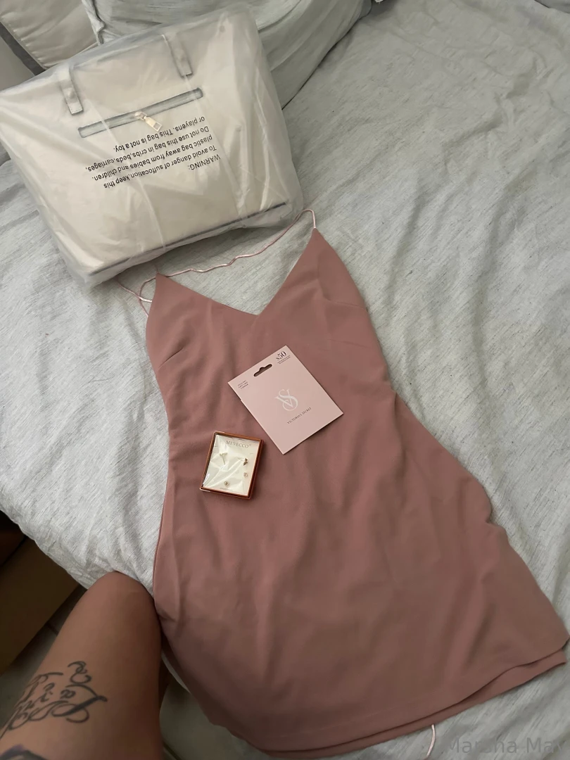 Lots of kisses to mister make you laugh for this beautiful amp classy 