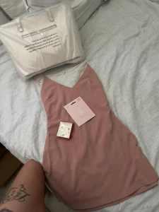 Lots of kisses to mister make you laugh for this beautiful amp classy