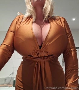 New dress from conniesfashion fault i love her outfits part 1