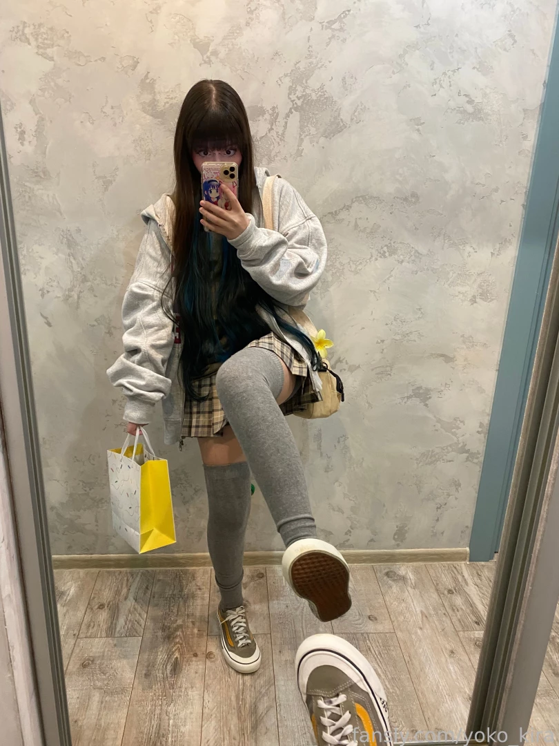 By the way i was at my friend s birthday party yesterday i did wear 