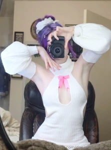 I love the sleeves on this outfit part 3