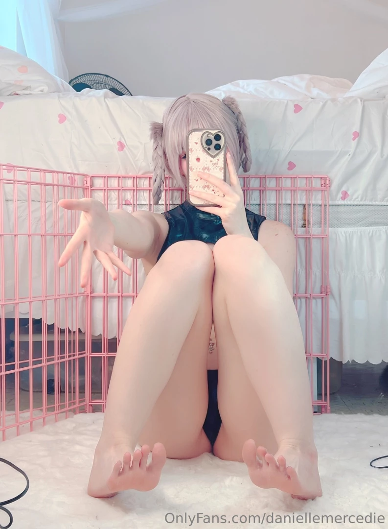 Message me lt 3 i m going to try to start responding to every message 