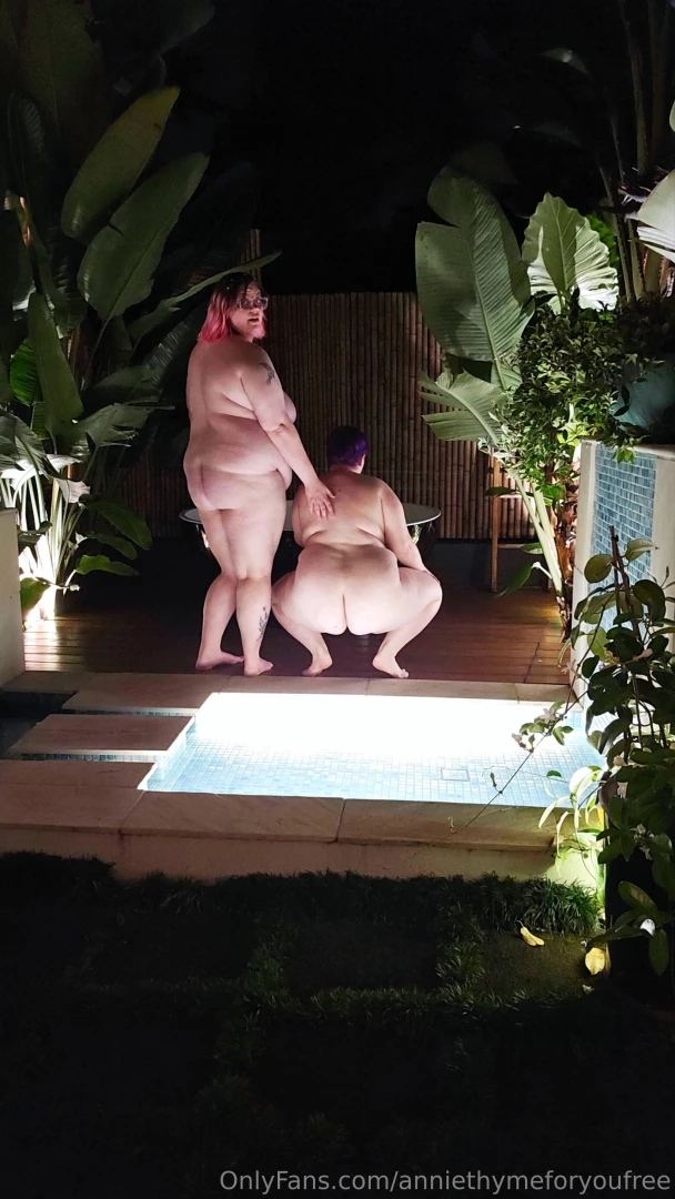 Ariajinxfree and i know you want to do us both 