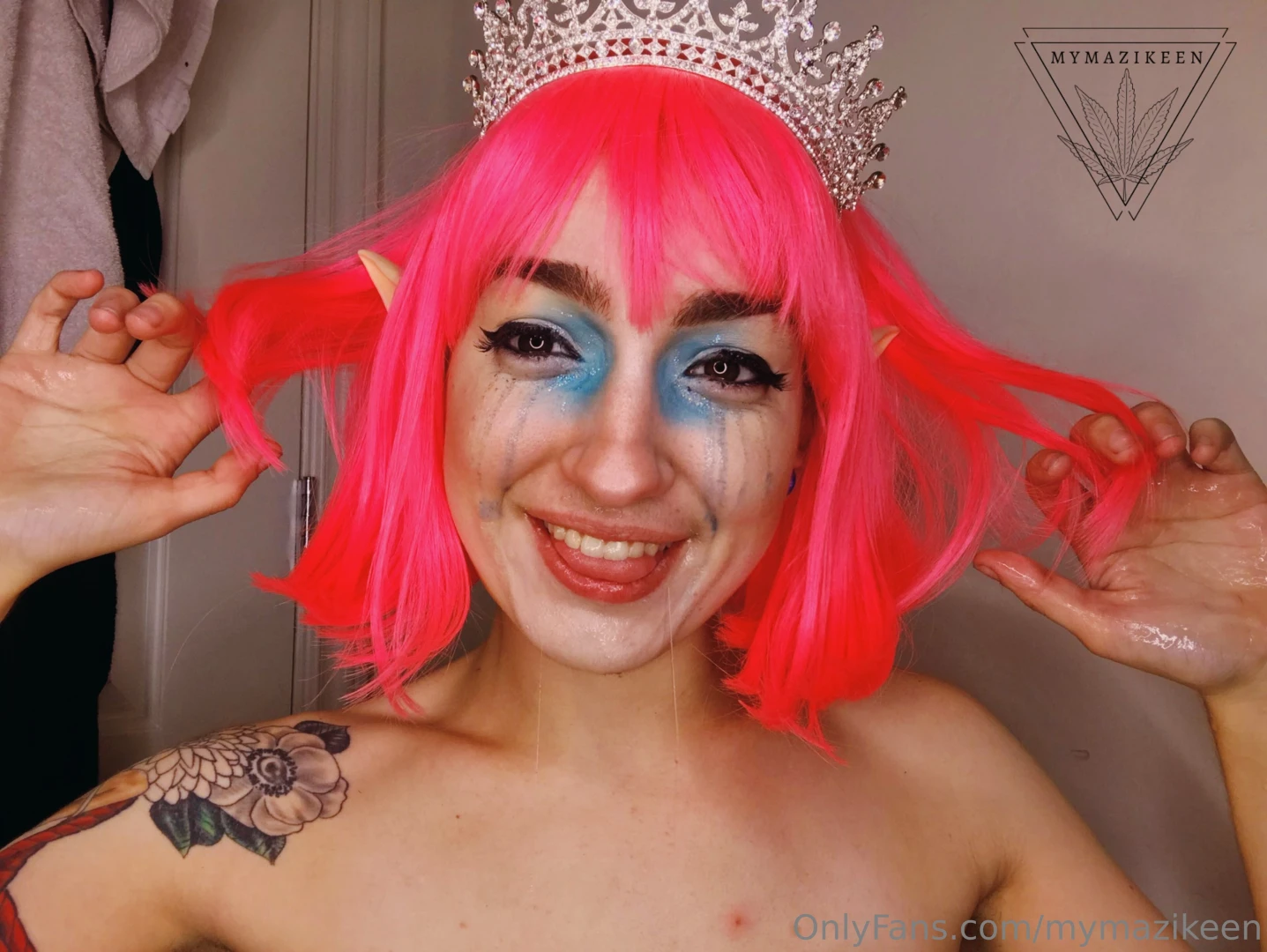 Swipe and you ll see me stick something up my butt part 2 