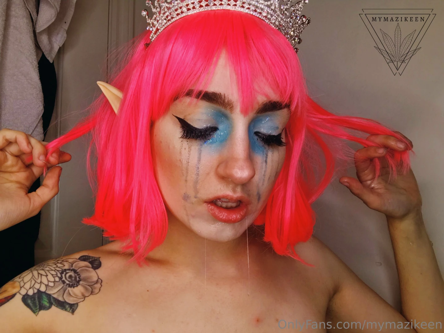 Swipe and you ll see me stick something up my butt part 12 