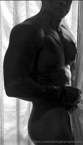 Chinoluz personalized videos no money no game part 1