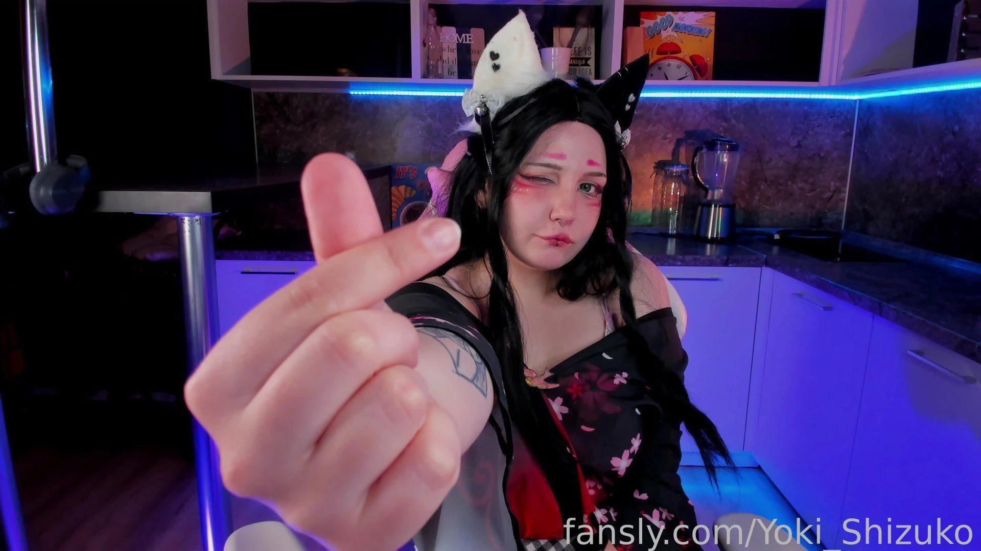 Foryou young cute waifu weeb boobs teen shorthair tattoo cosplay have 