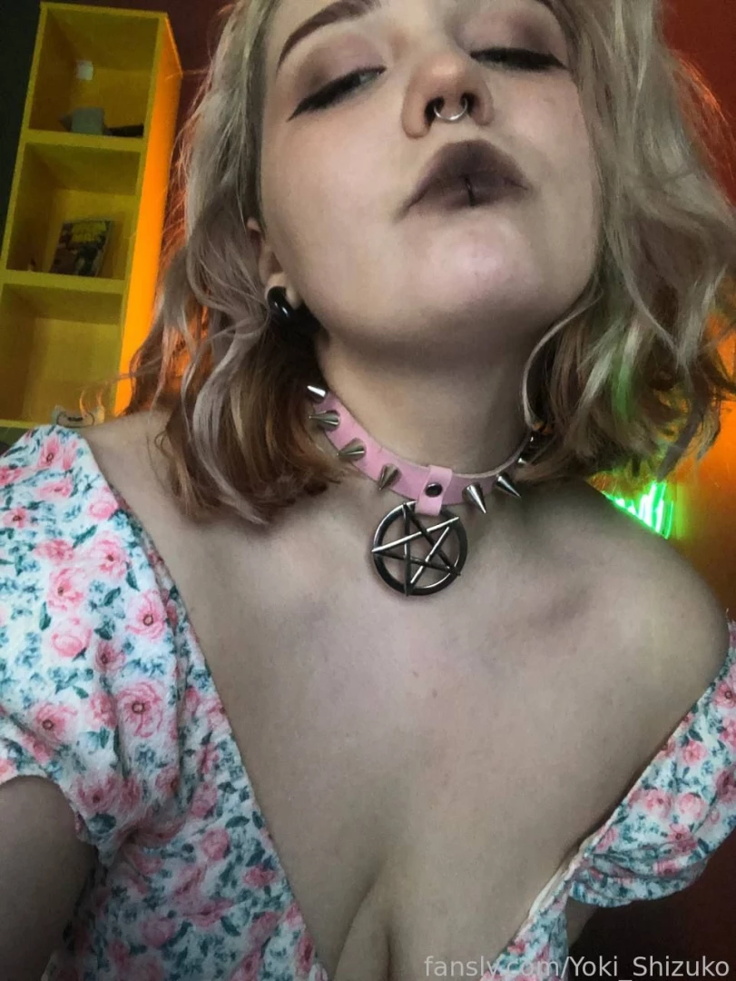 Foryou young cute waifu weeb teen shorthair tattoo piersing alt part 1 