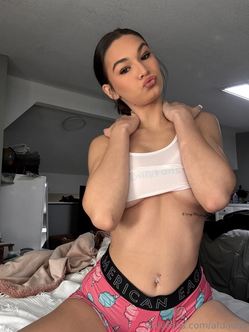 Wearing cotton candy to remind you how sweet i am 