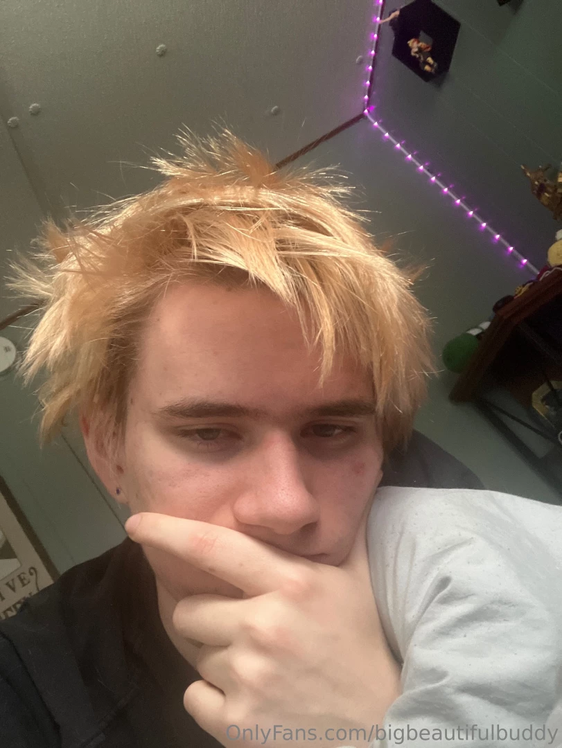 Baby im not gaslighting you i said i was gonna do a live thursdays not part 1 