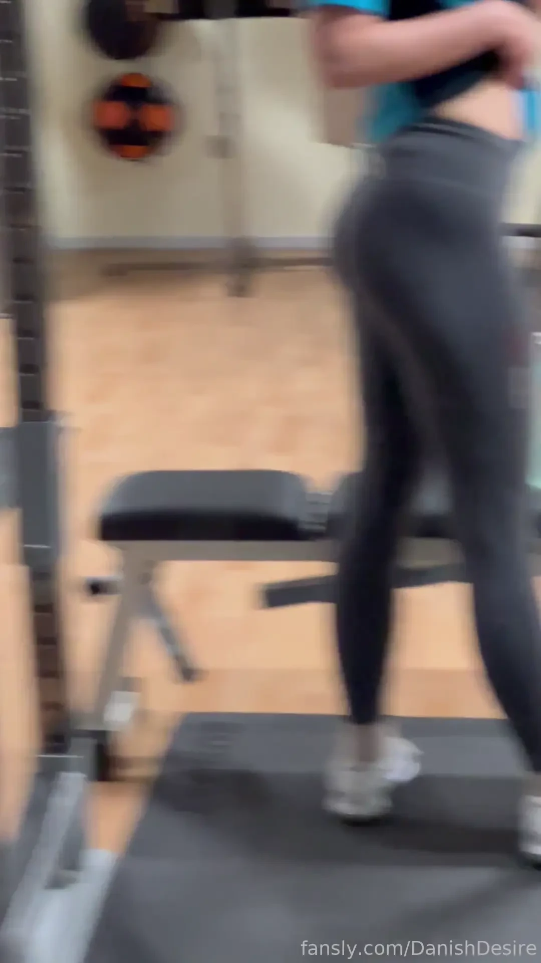 Leg and booty today need a good pillow for you well yesterday i forgot 