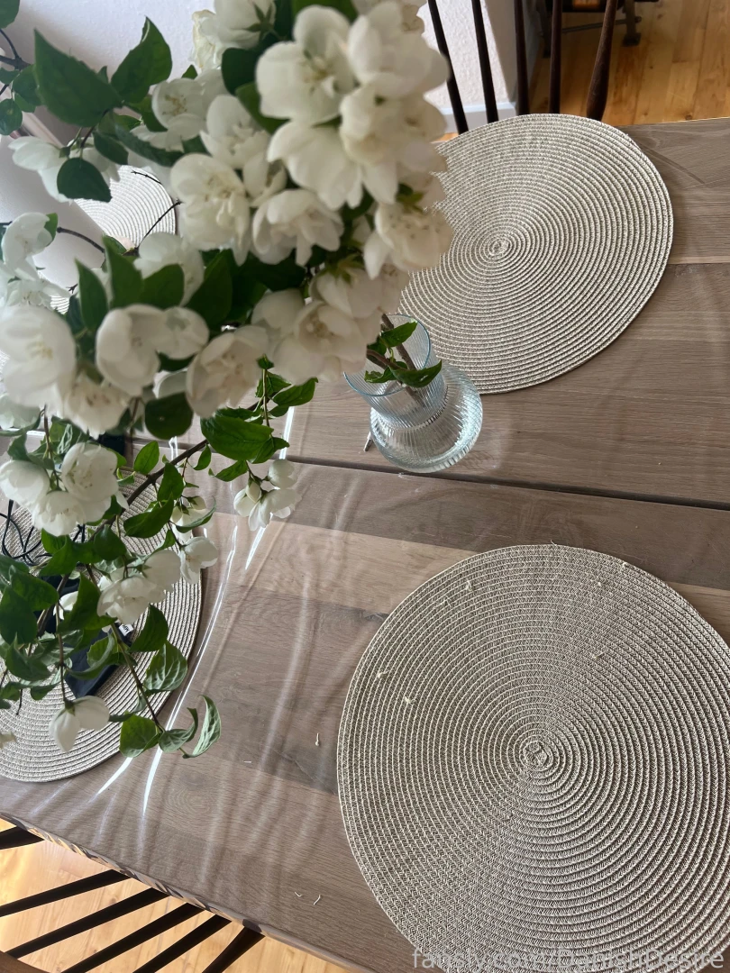 Cut down a branch of flowers they smell absolutely amazing and it 