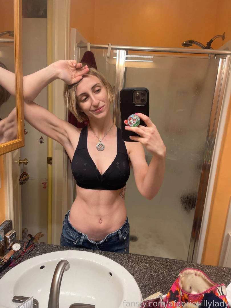 Post yard work muscle pump worked up quite the sweat workout sportsbra 