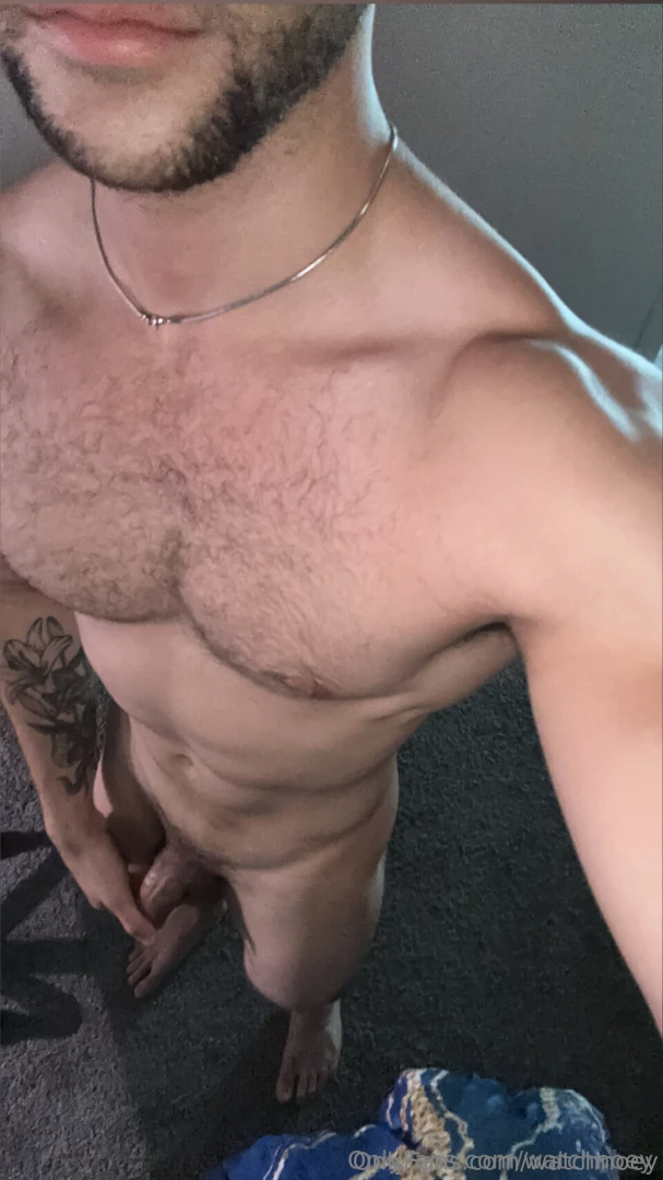 Hey guys who s horny too 