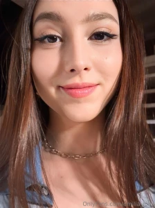 Just a little close-up because why not some days are for bare faces