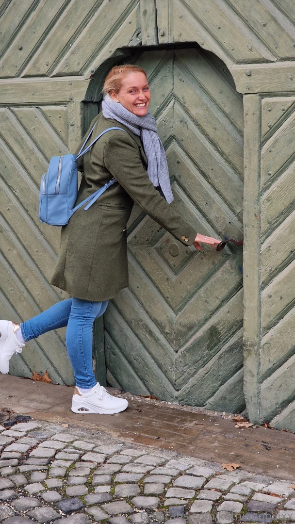 Seams like this gate was built for my size people part 1 