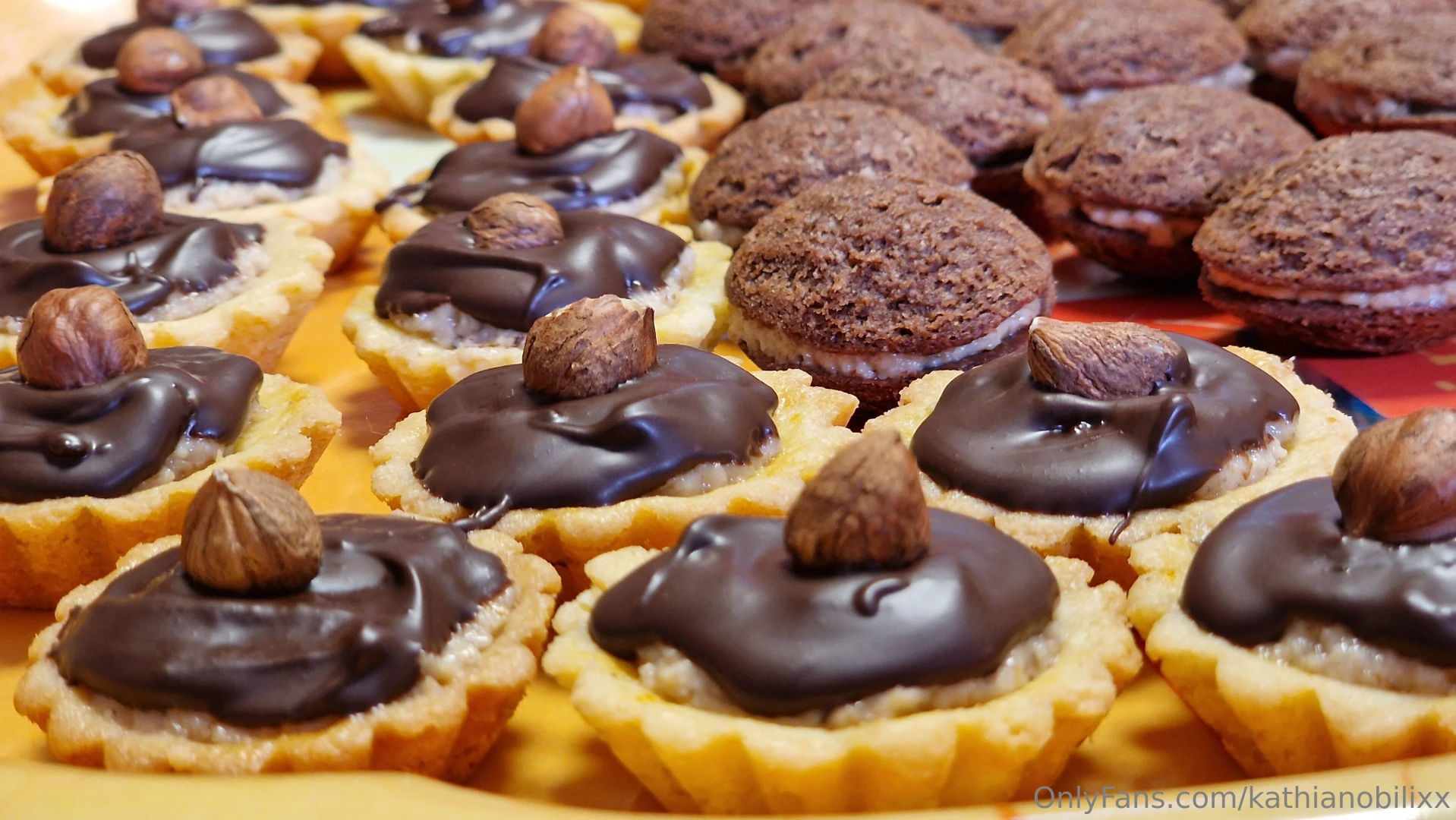 Last two days and all my christmas cookies will be ready and you my part 2 