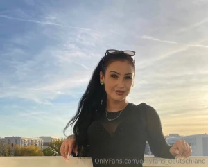 Ella kowalski hey ich bin die ella und bin 23 jahre alt hier siehst du