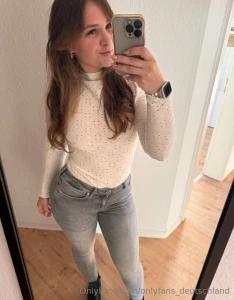 Milenaleex hey sch n dass du hier bist ich bin milena 27 jahre alt und part 3