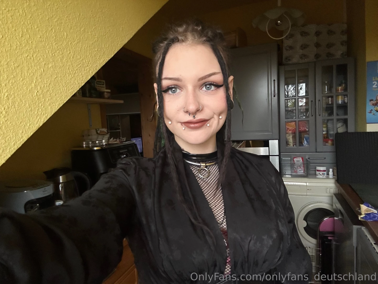 Mia_2002 hey willkommen auf meine profil ich bin mia 21 und freue mich part 1 