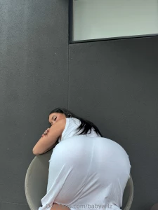 Peek-a-booty can guess what you re looking at