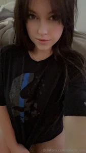 Good morning i m wearing nothing but a tshirt you should feel how