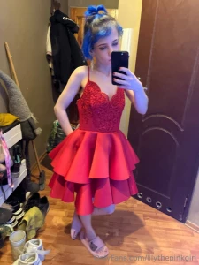 Which dress is better for christmas 1 or 2 part 1