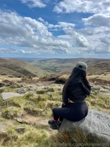 All black as usual i m a simple girly