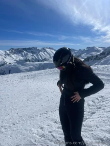 Reminiscing my holidays can you tell what my favourite colour outfit part 2