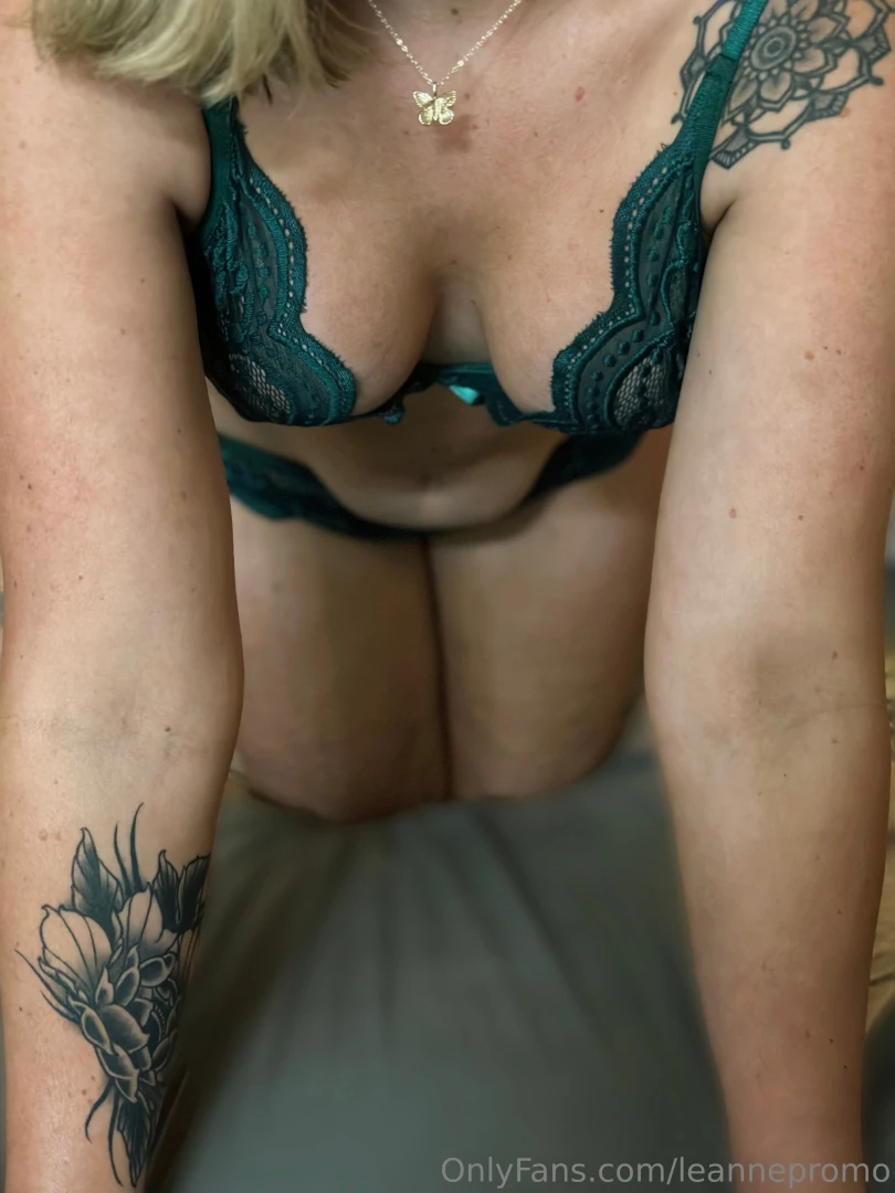 I hope you like this green set unlock this post 7 to see my boobs ass part 2 