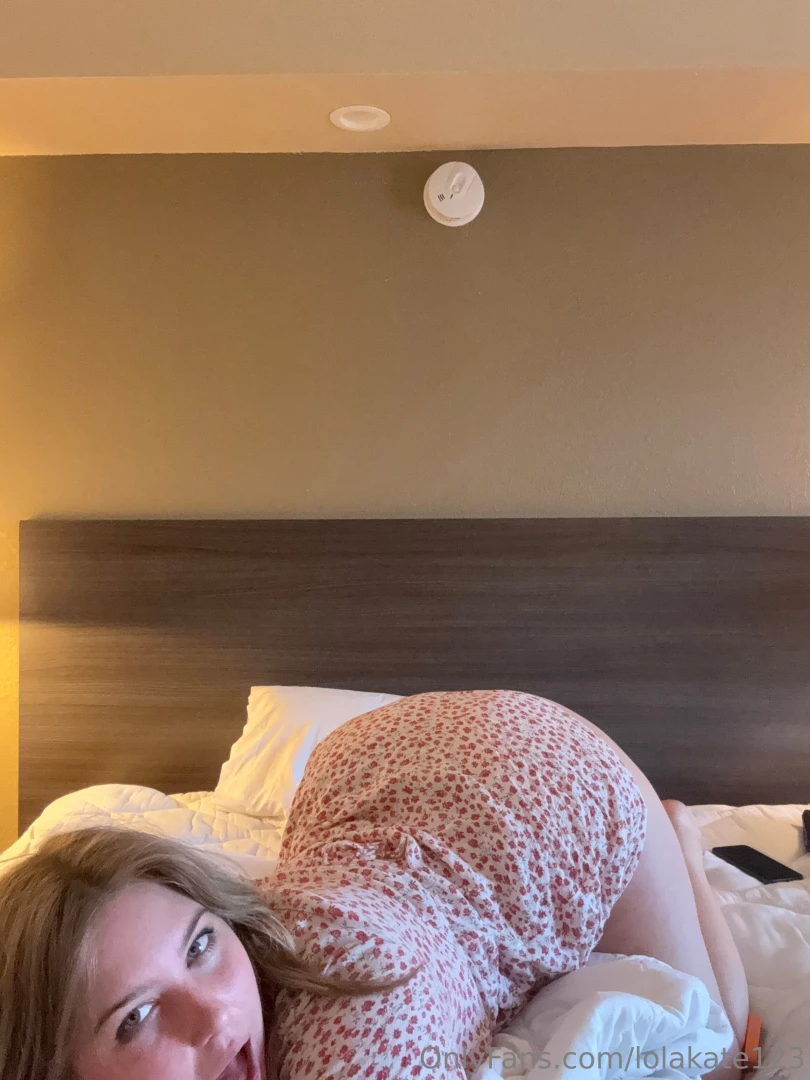 Someone dm me i m in the mood for a video chat part 1 